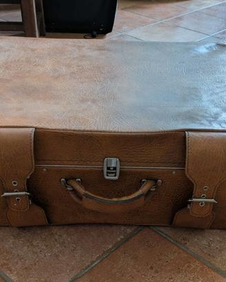 Valigia rigida vintage