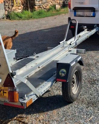 Rimorchio porta moto