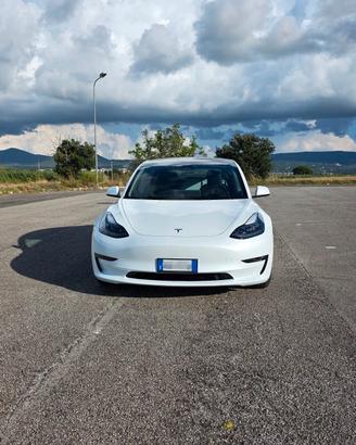 Tesla Model 3 Long Range RWD 