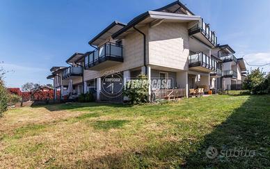 TRILOCALE CON DOPPI SERVIZI, GIARDINO E BOX DOPPIO