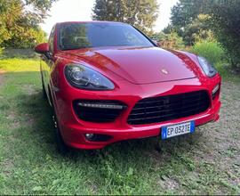 Porsche Cayenne gts