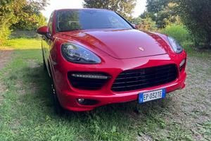 Porsche Cayenne gts