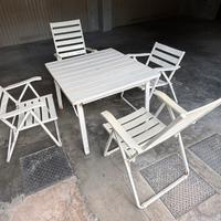 Tavolo da esterno in ferro bianco con 4 sedie