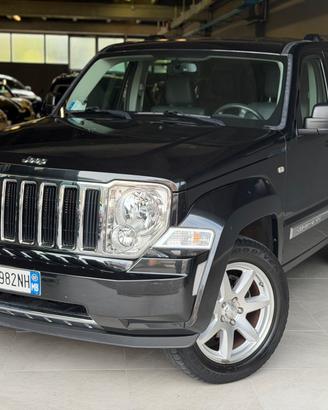 Jeep CHEROKEE 2.8 CRD LIMITED KMCERT UNICOPR GARAN