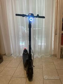 Monopattino NIU KQi3 Pro elettric KICK scooter
