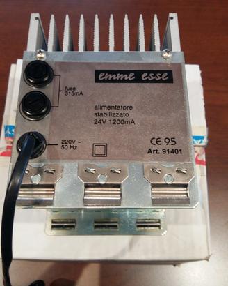 Alimentatore stabilizzato 24V 1200mA