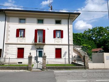 elegante bicamere semiarredato a Istrago