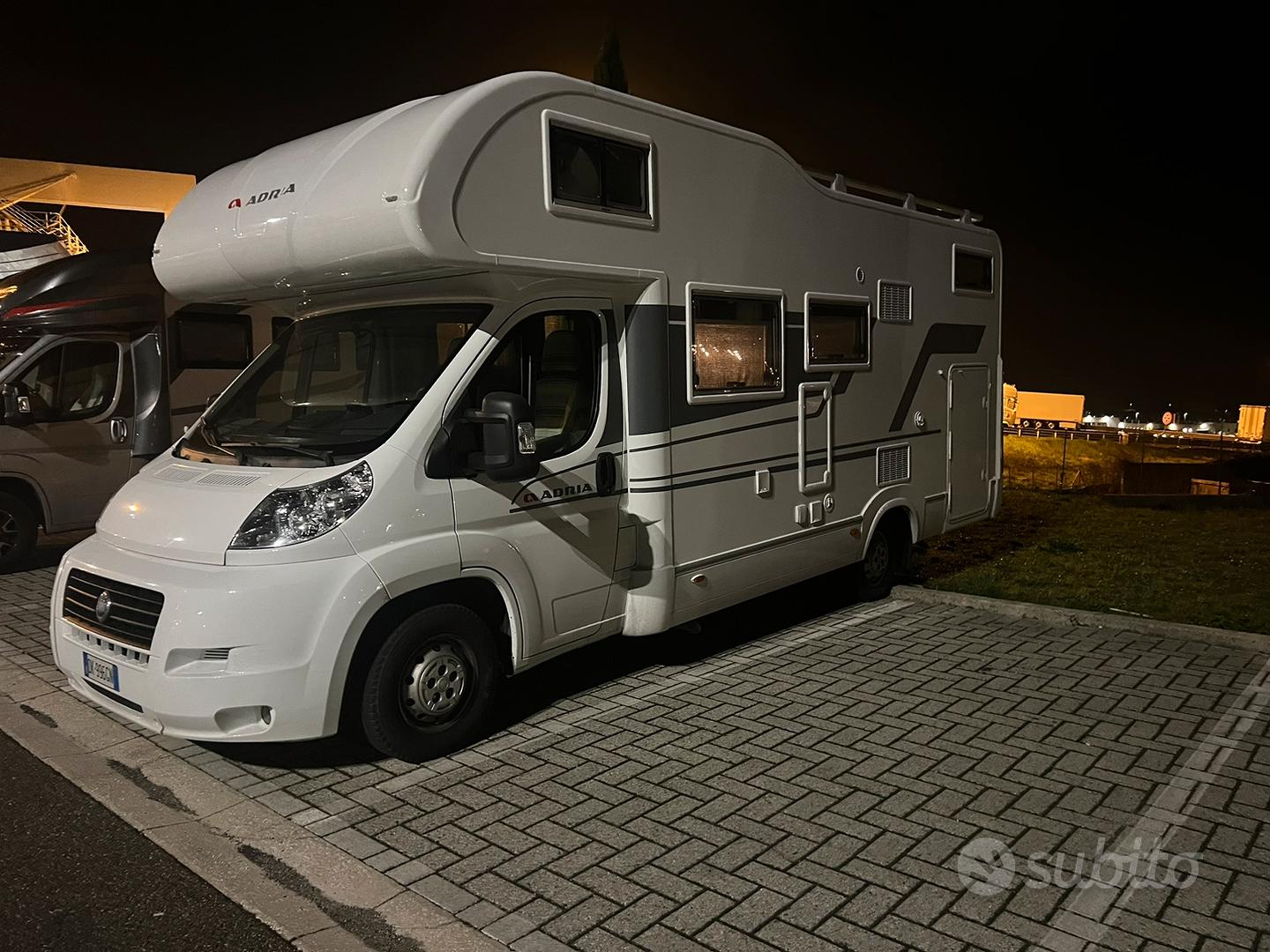 Adria ducato garage - Caravan e Camper In vendita a Roma