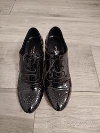 Scarpe da donna con il tacco numero 37