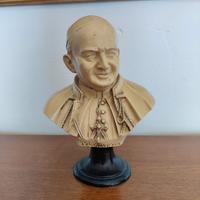 Mezzobusto papa