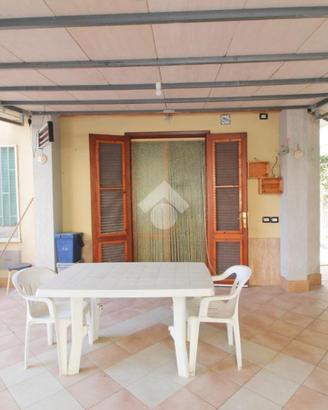 3 LOCALI A CAMPOMARINO
