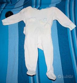 Tutina neonato rosa.