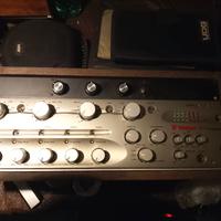 Mixer Vestax  R1 Premium + Isolator Vestax Top