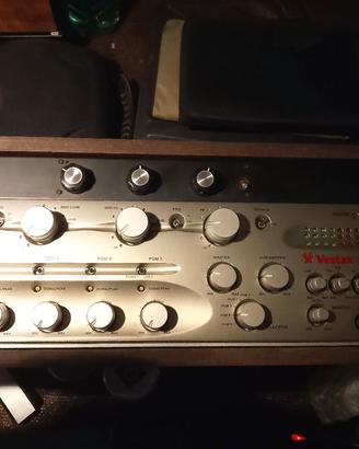Mixer Vestax  R1 Premium + Isolator Vestax Top