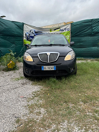 Lancia Ypsilon 1.3 mtj