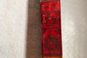 Vari ricambi fanaleria auto d'epoca