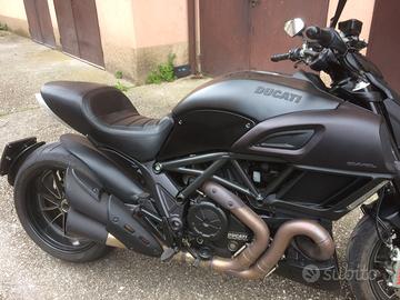 moto ducati diavel