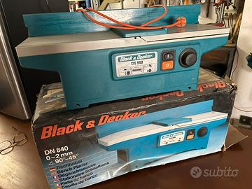 Pialla a filo black & decker dn 840