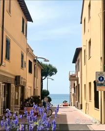 TRILOCALE 50mt mare-centro box-auto