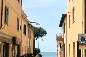 TRILOCALE 50mt mare-centro box-auto