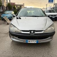 Peugeot 206 1.1 5p. XT