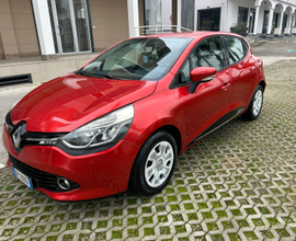 Renault Clio 1.2 GPL da vetrina