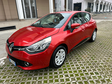 Renault Clio 1.2 GPL da vetrina