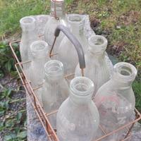 vecchie bottiglie latte