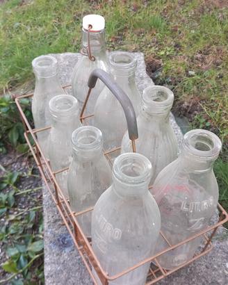 vecchie bottiglie latte