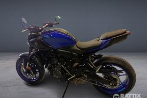 YAMAHA MT-07 690