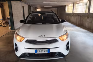 auto neo patentato 