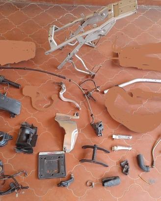 qualche ricambio per Malaguti 50XSM e Yamaha DT 50
