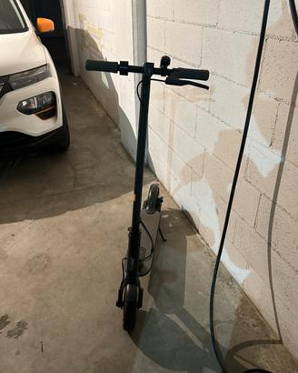 Monopattino elettrico Xiaomi MI Essential