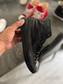 Scarpe converse originali e quasi nuovir