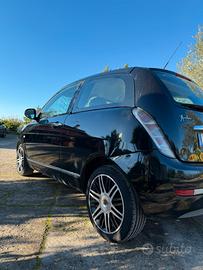 Lancia Ypsilon 1.3 multijet nera
