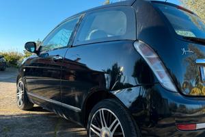 Lancia Ypsilon 1.3 multijet nera