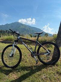 SCOTT Scale 50 MTB 26" – Shimano XT
