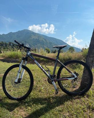 SCOTT Scale 50 MTB 26" – Shimano XT