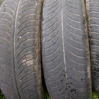 4 gomme 215/60 r17 4 stagioni 