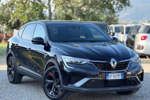 Renault Arkana Hybrid E-Tech 145 CV R.S. Line