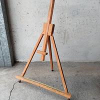 Cavalletto per pittore in legno