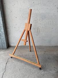 Cavalletto per pittore in legno