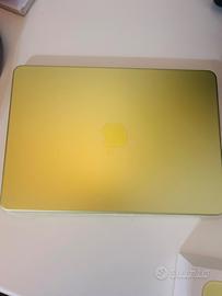 MacBook 13” Yellow 8GB/256GB  NUOVO CON SCATOLA