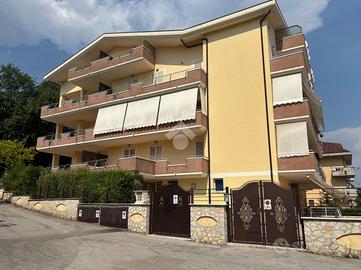 3 LOCALI A CASTELLALTO