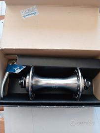Mozzo anteriore Campagnolo Xenon 