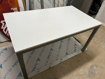 Tavolo cucina/soggiorno