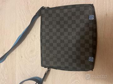 Borsello loius vutton