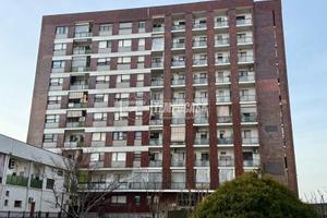 MONOLOCALE RISTRUTTURATO COMODO AI SERVIZI!!