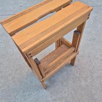 Sgabello in legno 3 gradini pieghevole.