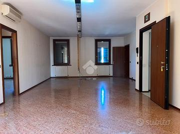 3 LOCALI A PEGOGNAGA